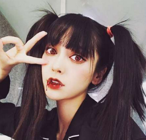 Angelababy万圣节鬼脸妆容软件ios版