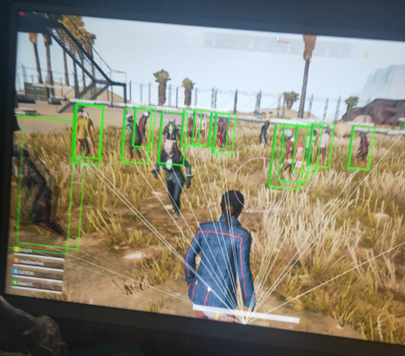PUBG绝地求生泰服透视自瞄辅助